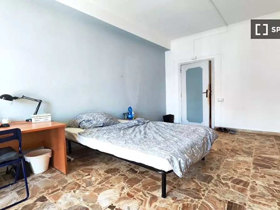 Immagine 4 di Camera condivisa in affitto  in Viale Tirreno, 00141 Roma RM, Italy a Roma