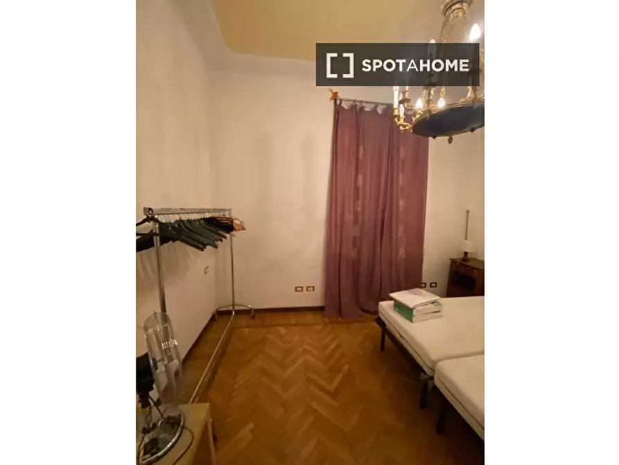 Immagine 6 di Appartamento in affitto  in Via Ugo Bassi a Bologna