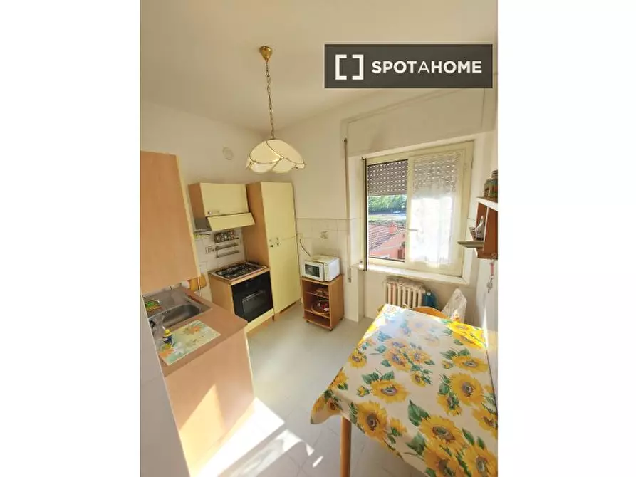 Immagine 8 di Camera condivisa in affitto  in Via Matteo Tassi a Perugia