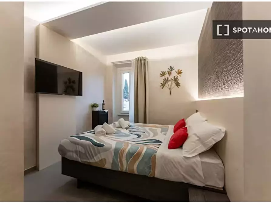 Immagine 3 di Camera condivisa in affitto  in Via Faenza a Firenze