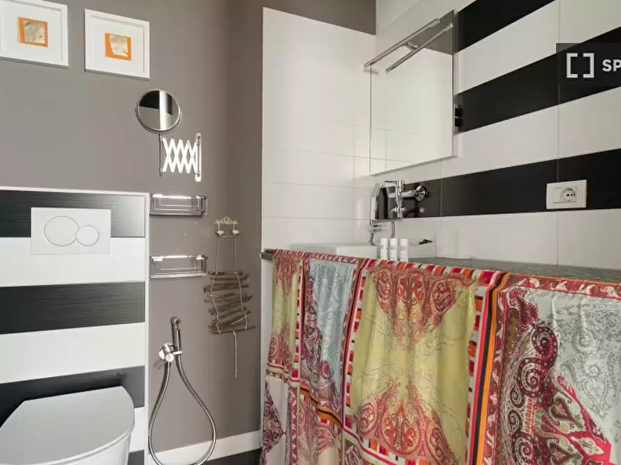 Immagine 5 di Appartamento in affitto  in Via Monviso a Milano