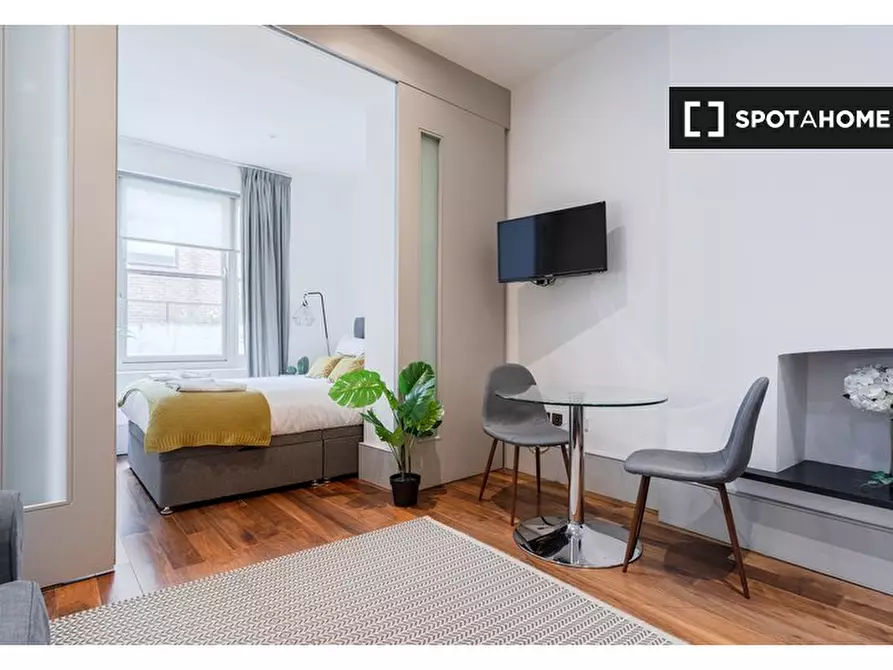 Immagine 18 di Appartamento in affitto  in Apartment a Kensington