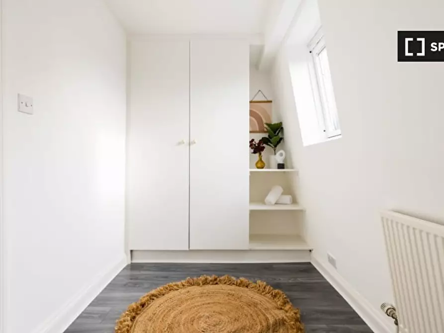 Immagine 13 di Appartamento in affitto  in Goldhawk Rd a Hammersmith