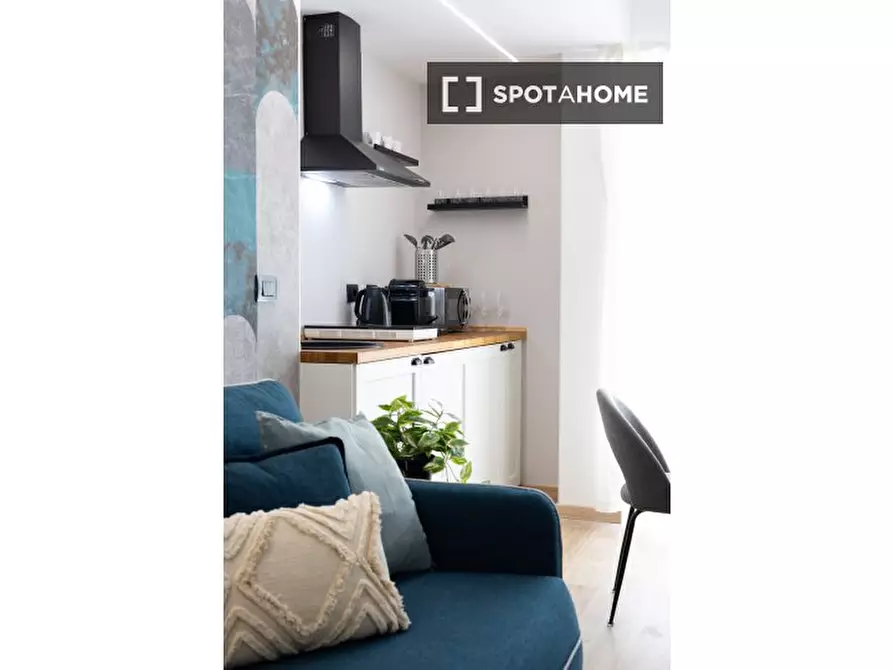 Immagine 4 di Appartamento in affitto  in Via Saluzzo a Roma