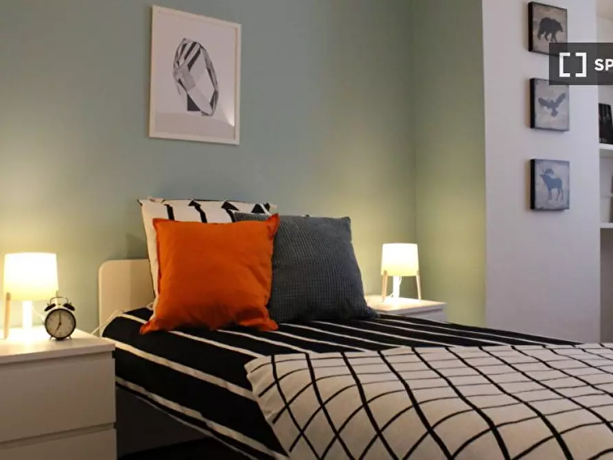 Immagine 3 di Camera condivisa in affitto  in Europa a Brescia