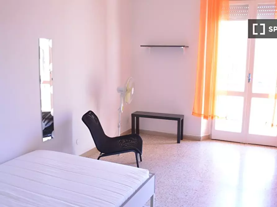 Immagine 14 di Camera condivisa in affitto  in Via Ingurtosu n a Cagliari