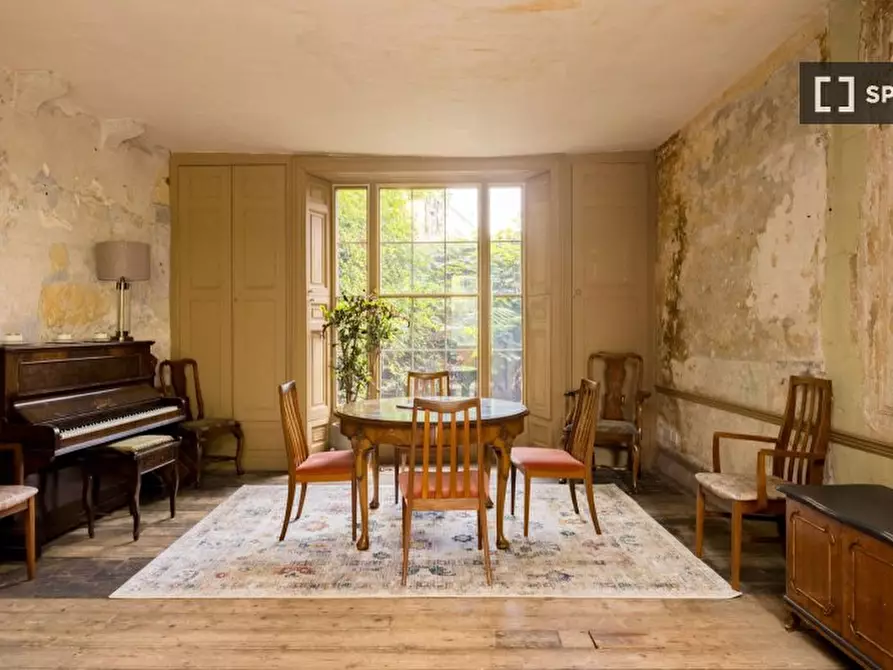Immagine 17 di Appartamento in affitto  in Mile End Rd a Poplar