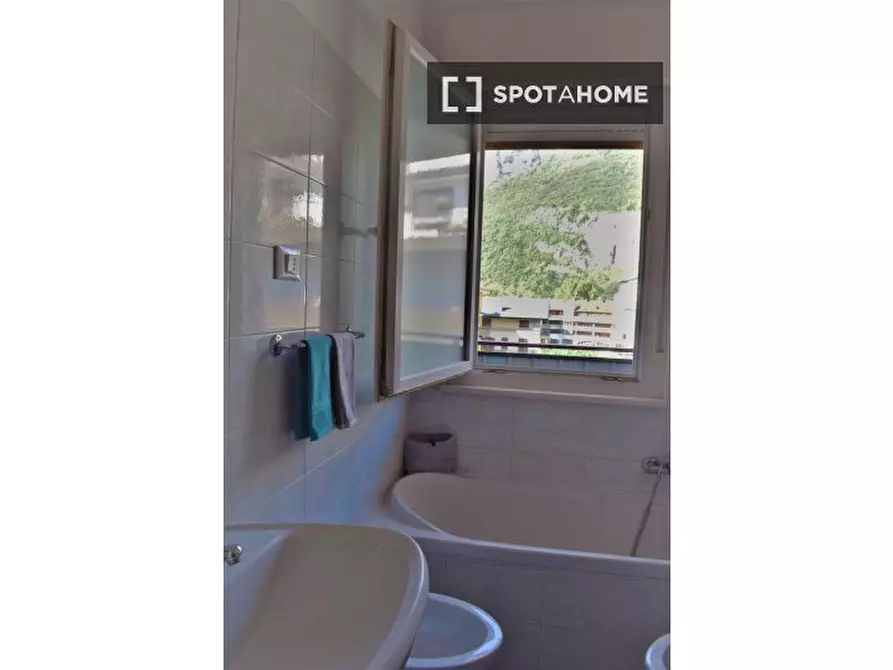 Immagine 10 di Camera condivisa in affitto  in Via Verdi a Trento