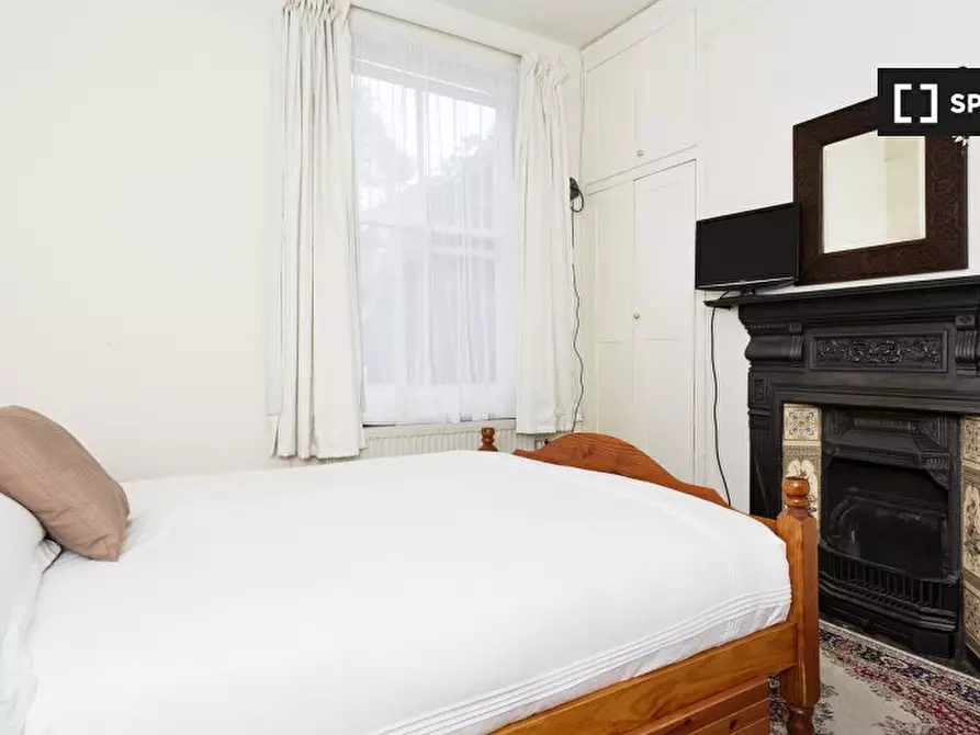 Immagine 7 di Appartamento in affitto  in Bloom Park Rd a Hammersmith