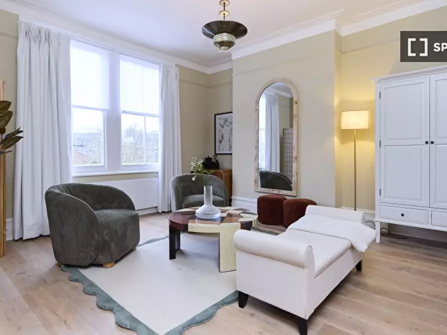 Immagine 12 di Appartamento in affitto  in Rosebery Rd a Tottenham