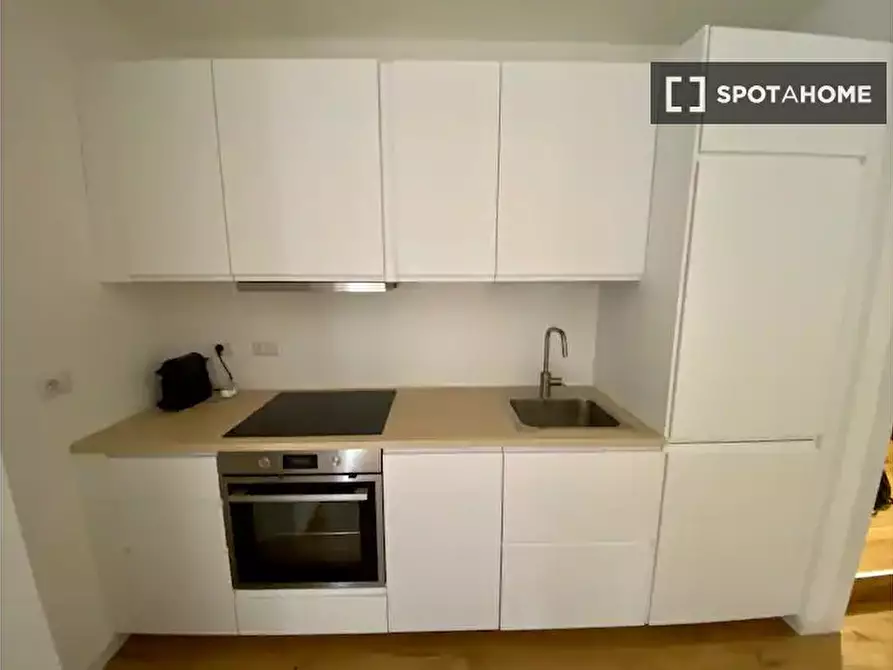 Immagine 2 di Appartamento in affitto  in Viale Romagna a Milano