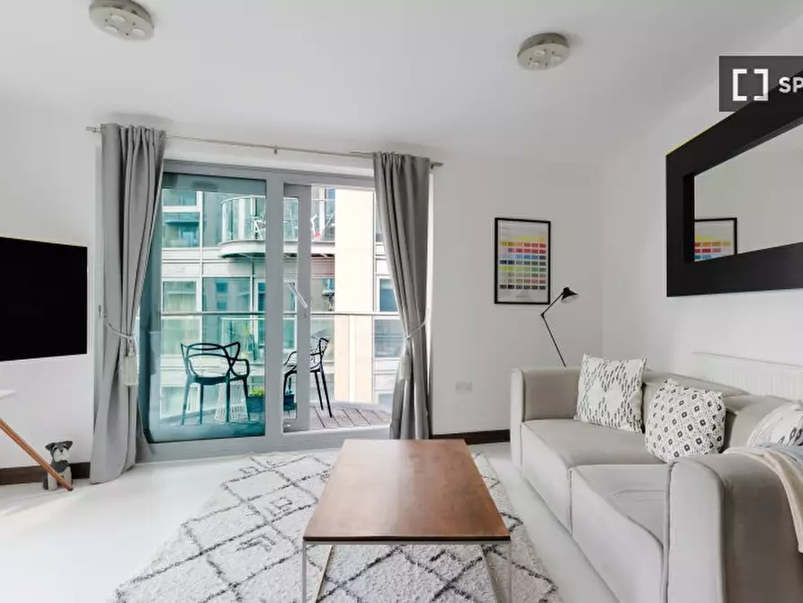 Immagine 3 di Appartamento in affitto  in Bridges Court Road a Wandsworth