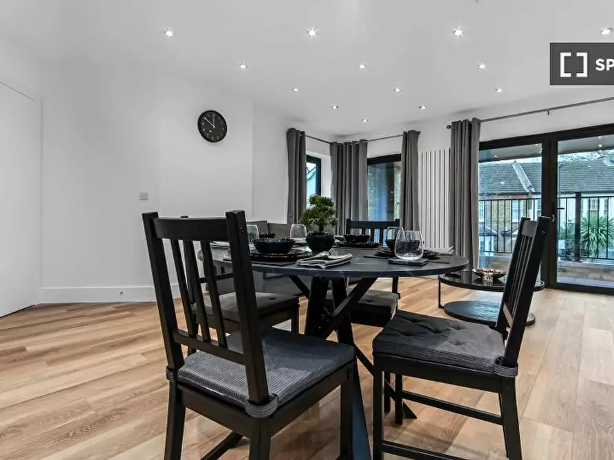 Immagine 8 di Appartamento in affitto  in Vincent Rd a Croydon