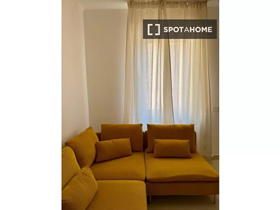 Immagine 2 di Appartamento in affitto  in Via Latisana a Milano