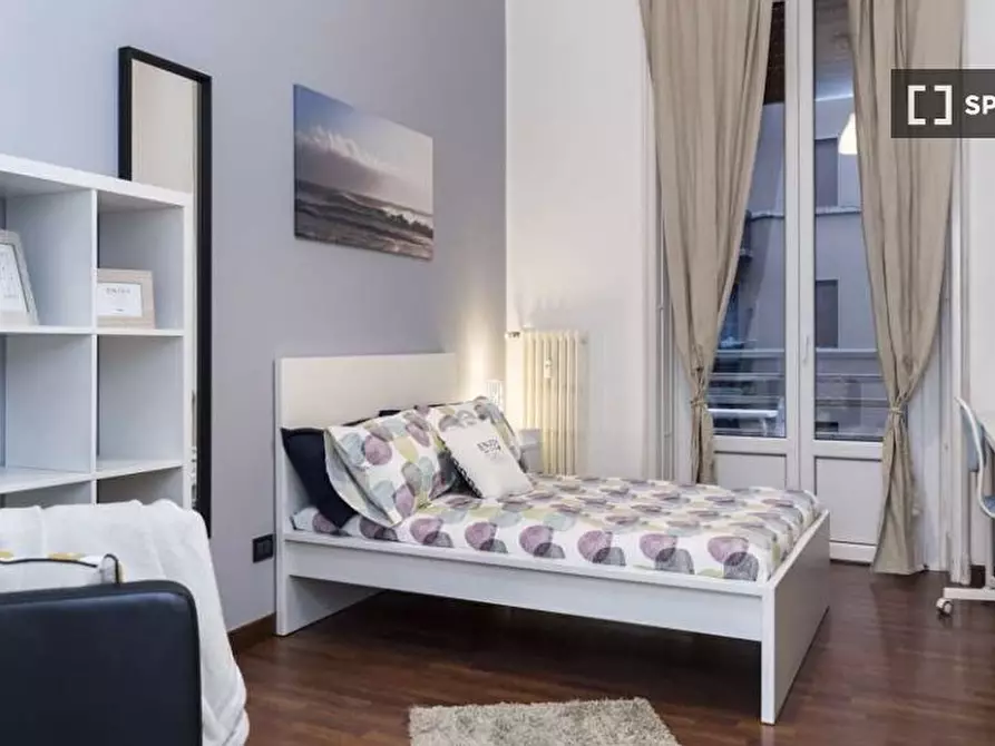 Immagine 5 di Camera condivisa in affitto  in Via Giulio Tarra a Milano