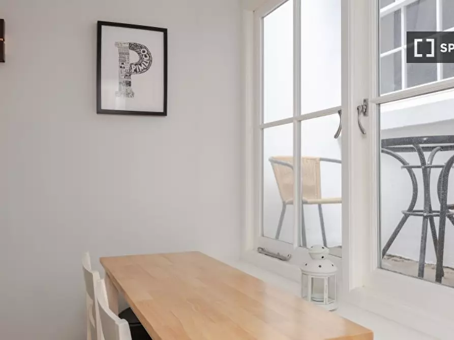 Immagine 18 di Appartamento in affitto  in Alderney St a 