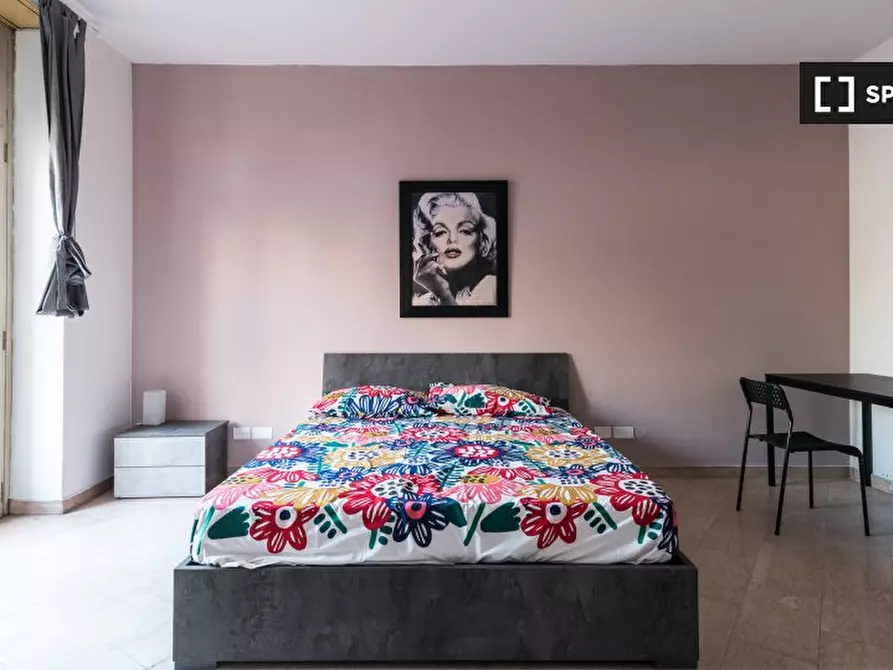 Immagine 1 di Camera condivisa in affitto  in Via Mac Mahon a Milano