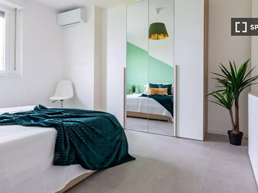 Immagine 1 di Camera condivisa in affitto  in Via Giulio Natta a Milano