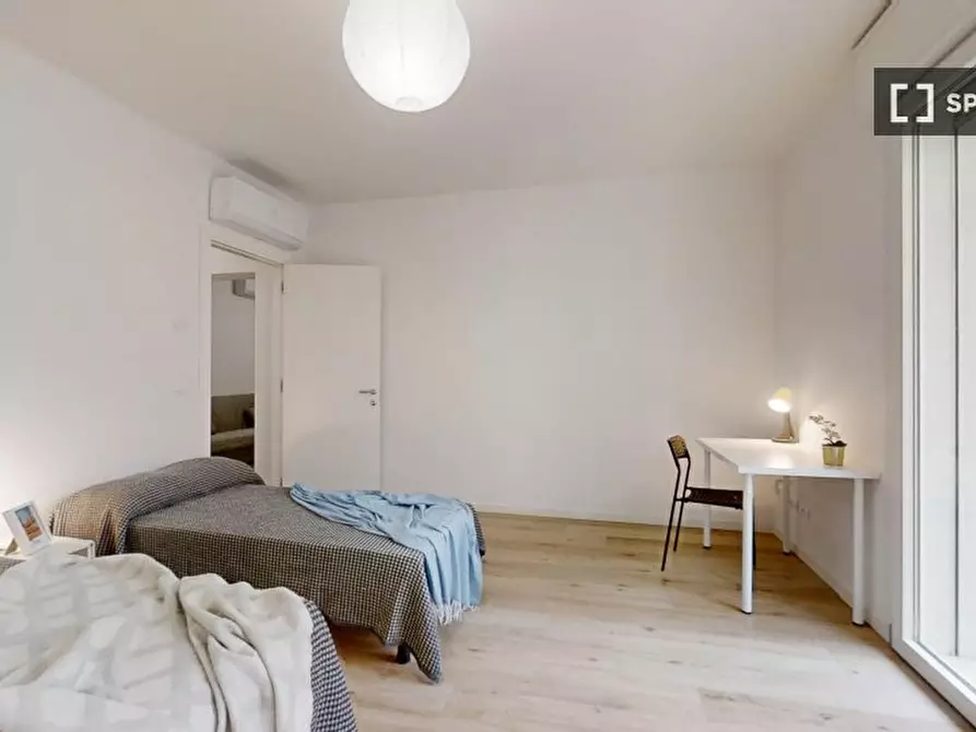 Immagine 5 di Camera condivisa in affitto  in VIA armistizio a Padova