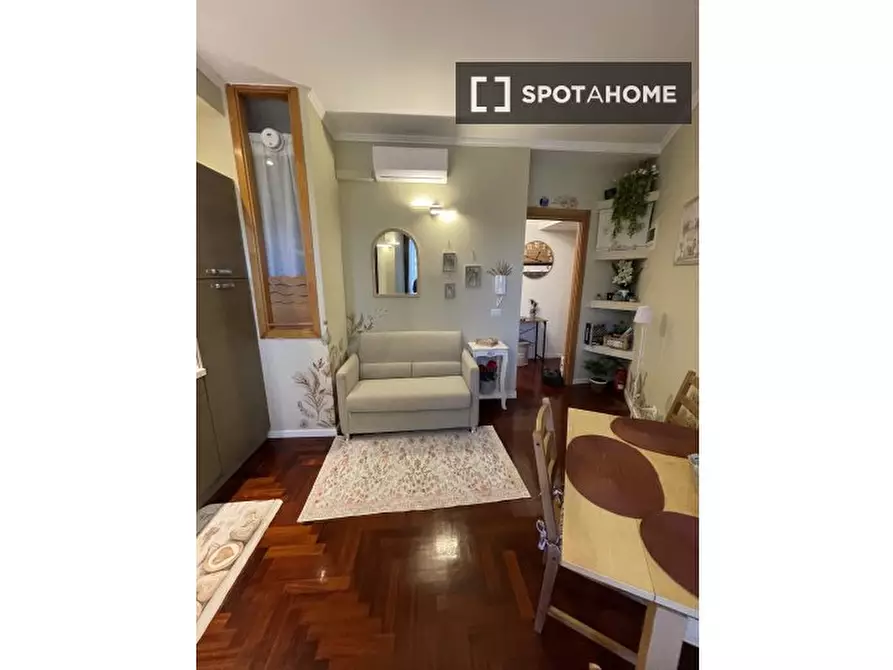 Immagine 4 di Appartamento in affitto  in Viale Furio Camillo a Roma