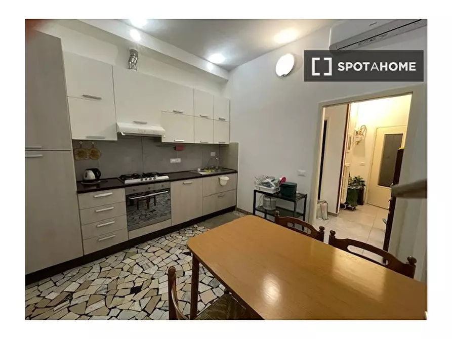 Immagine 7 di Camera condivisa in affitto  in Via Niccolò Machiavelli a Bologna