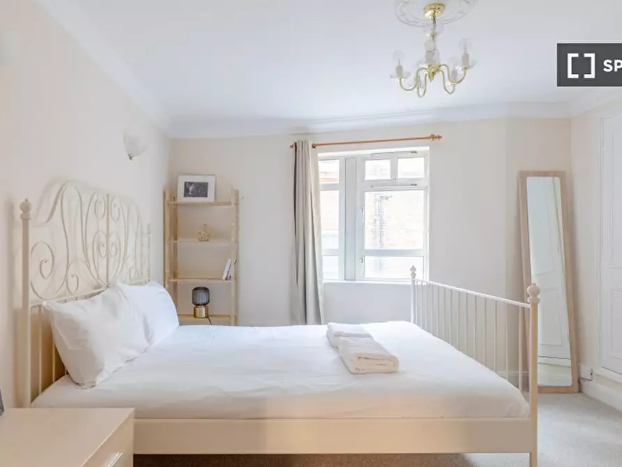 Immagine 11 di Appartamento in affitto  in flat a 