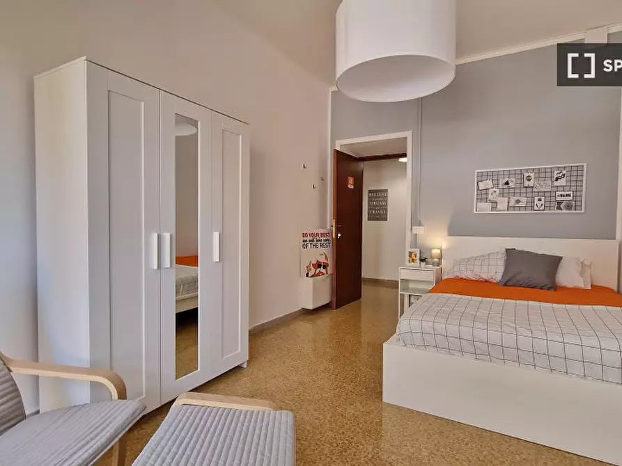 Immagine 3 di Camera condivisa in affitto  in Lungotevere di Pietra Papa a Roma