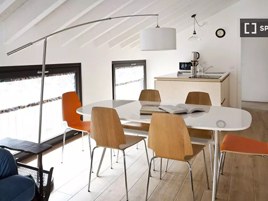 Immagine 2 di Appartamento in affitto  in Via Caretto a Milano