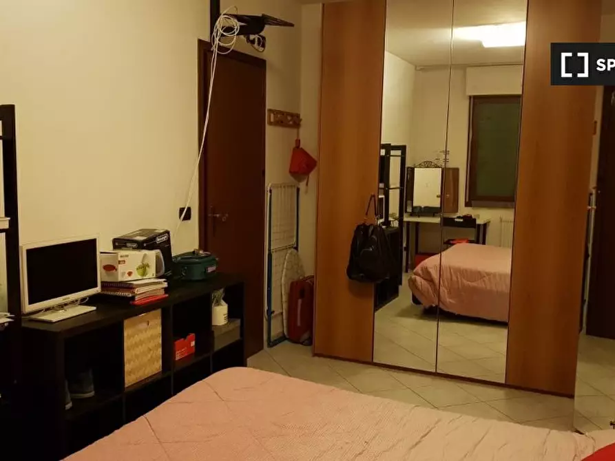 Immagine 7 di Camera condivisa in affitto  in Via Larga a Bologna