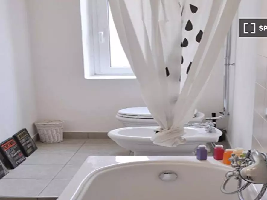 Immagine 18 di Camera condivisa in affitto  in Via Mauro Macchi a Milano