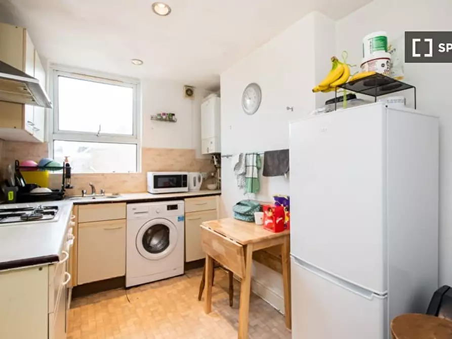Immagine 9 di Camera condivisa in affitto  in Lavender Hill a Wandsworth