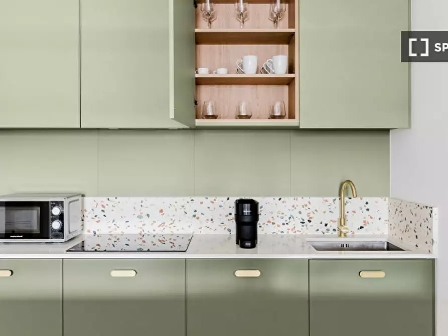 Immagine 10 di Appartamento in affitto  in Haverstock Hill a Camden Town