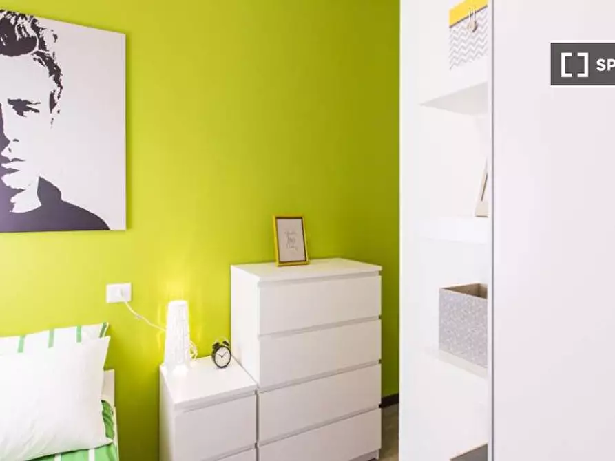 Immagine 3 di Camera condivisa in affitto  in Via Moncalvo a Milano