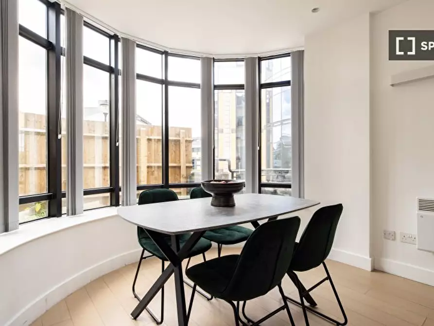 Immagine 10 di Appartamento in affitto  in Harlequin Ave a Hounslow