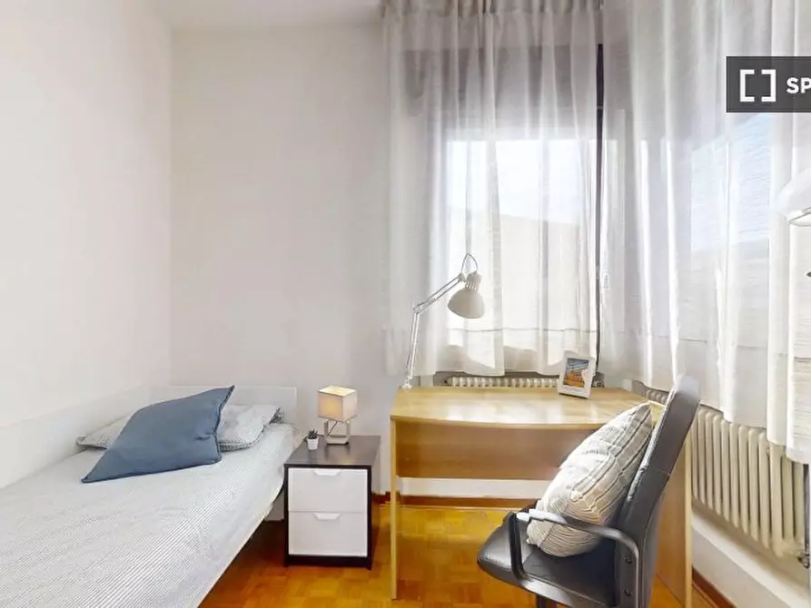 Immagine 3 di Camera condivisa in affitto  in VIA CERNAIA a Padova