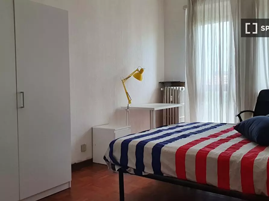 Immagine 2 di Camera condivisa in affitto  in Corso Eusebio Giambone a Torino