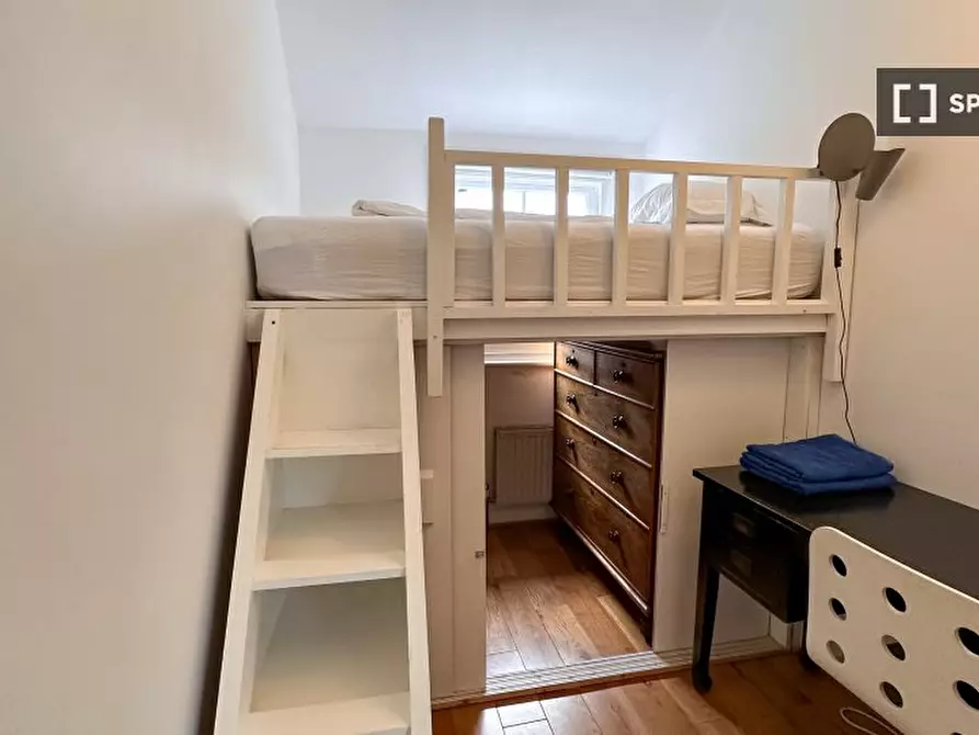 Immagine 14 di Appartamento in affitto  in Willoughby Rd, Hampstead, London NW3 1RU, UK a Camden Town