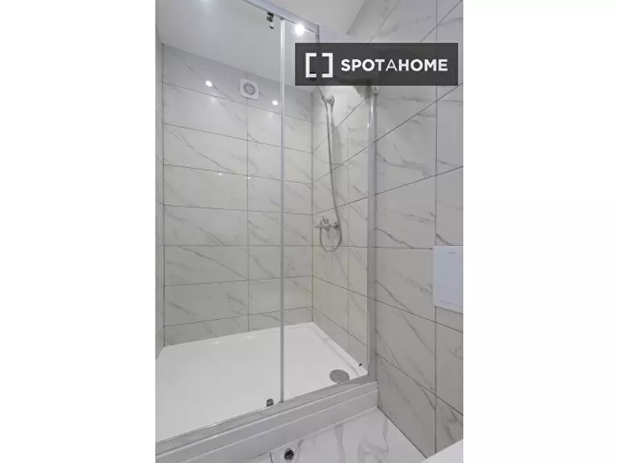 Immagine 9 di Appartamento in affitto  in flat a Tottenham
