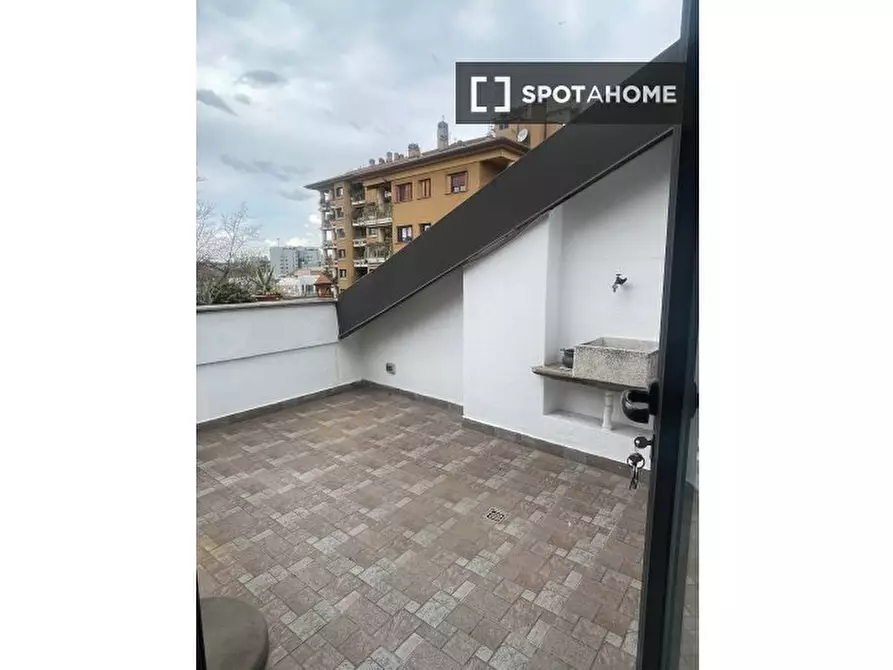 Immagine 12 di Appartamento in affitto  in Alzaia Naviglio Grande a Milano