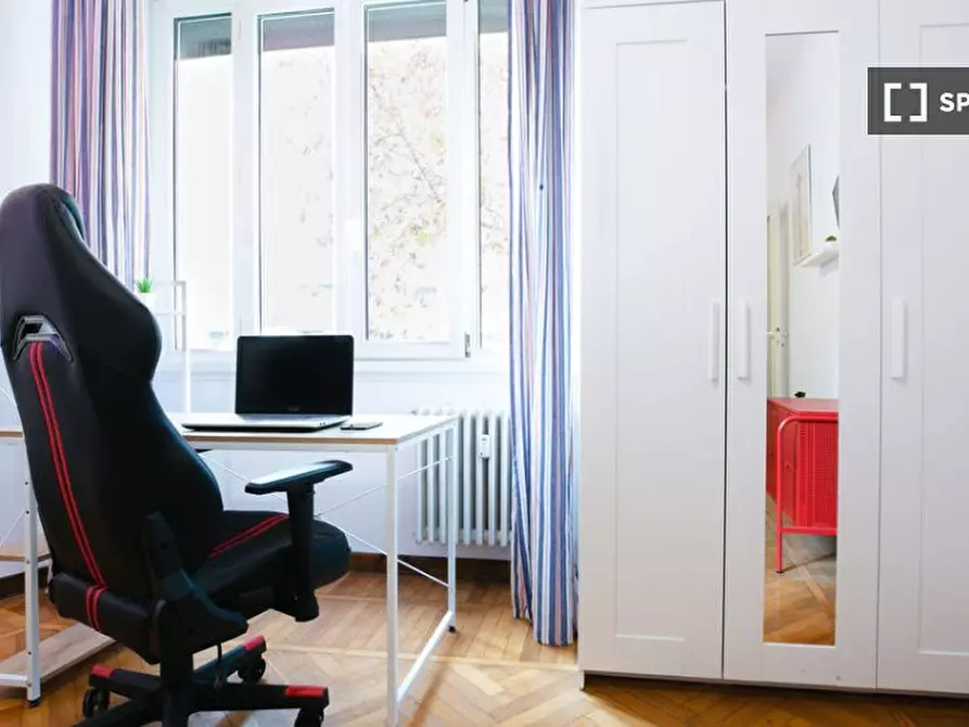 Immagine 4 di Camera condivisa in affitto  in Via Francesco Melzi d'Eril a Milano