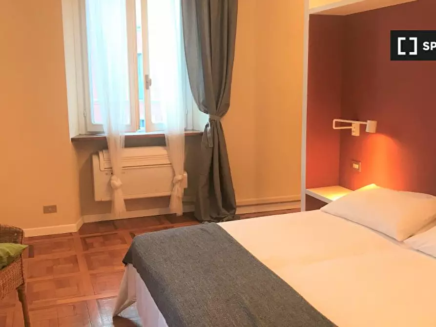 Immagine 11 di Appartamento in affitto  in Via Meravigli a Milano