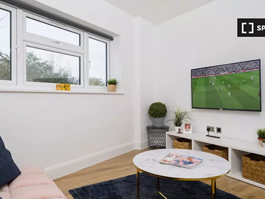 Immagine 8 di Appartamento in affitto  in -661 High Rd a Walthamstow