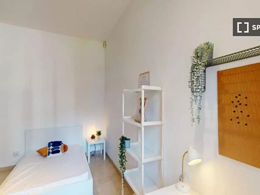 Immagine 19 di Camera condivisa in affitto  in Via Copernico a Milano