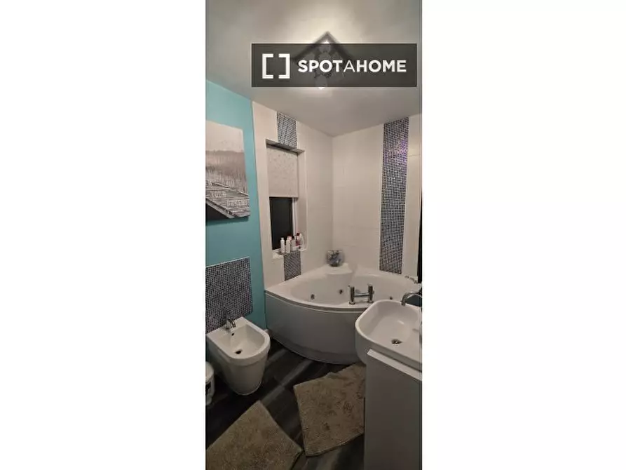 Immagine 3 di Camera condivisa in affitto  in Woodford Ave a Ilford
