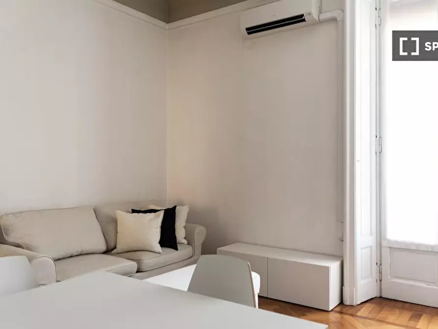 Immagine 14 di Appartamento in affitto  in Viale Regina Giovanna a Milano