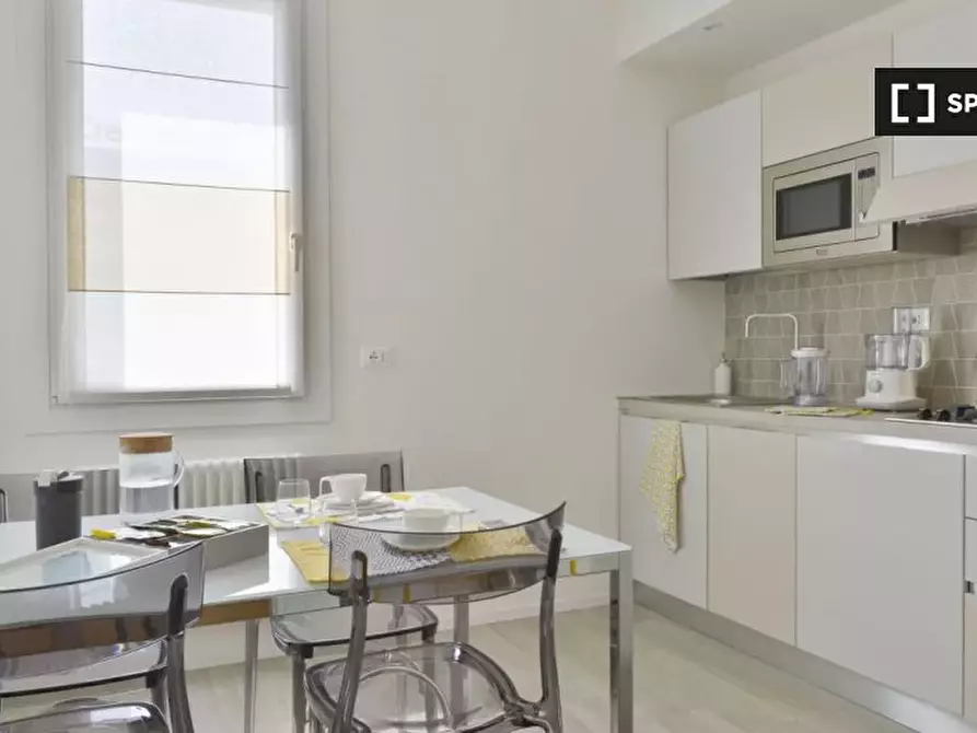 Immagine 8 di Appartamento in affitto  in Via Luigi Vestri a Bologna