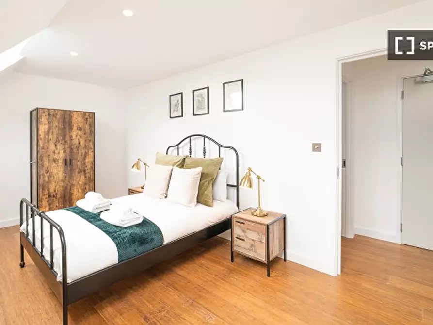 Immagine 10 di Appartamento in affitto  in Queens Rd a Walthamstow