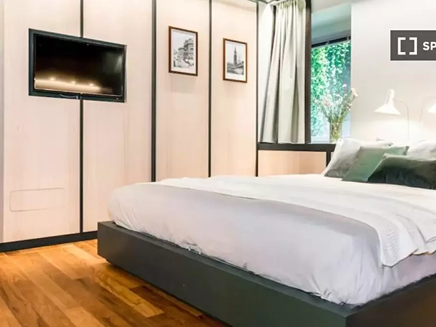 Immagine 9 di Appartamento in affitto  in Via Monte Napoleone a Milano