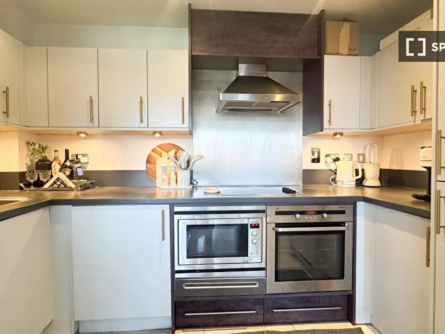 Immagine 2 di Appartamento in affitto  in Smugglers Way a Wandsworth