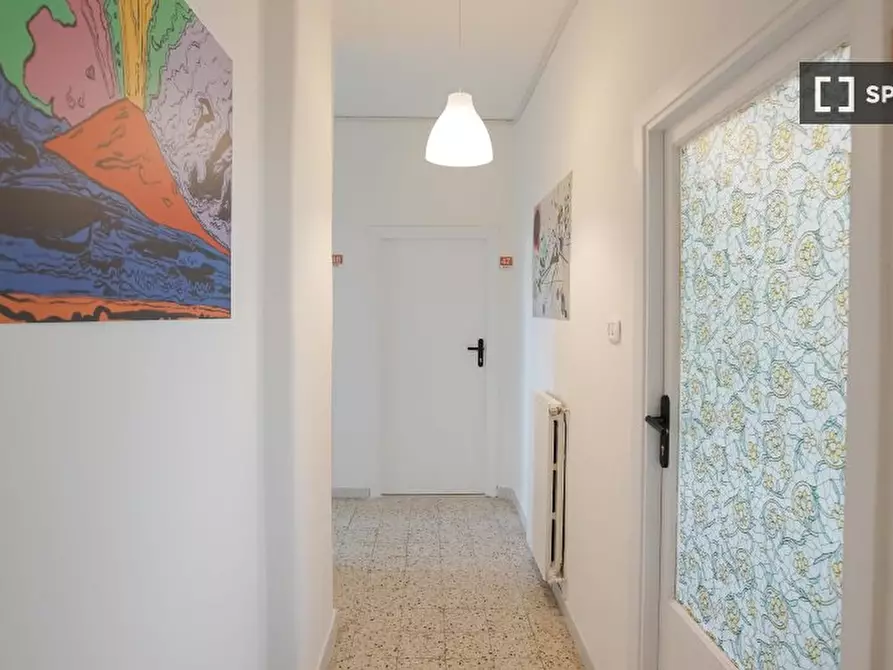 Immagine 9 di Camera condivisa in affitto  in Via Colli Aminei a Napoli
